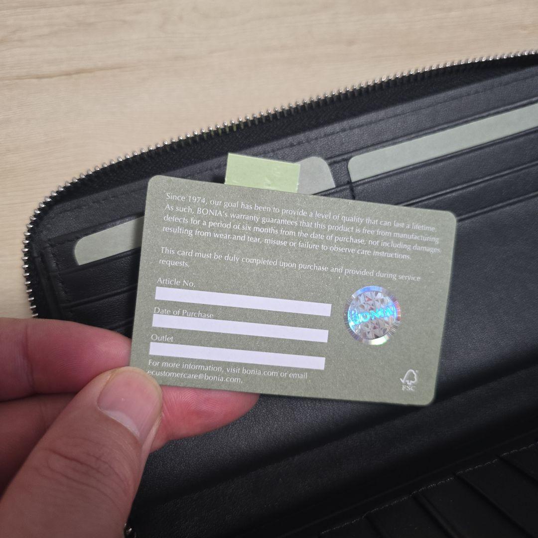 【新品・保存袋付き】BONIA ラウンドファスナー 長財布 ブラック