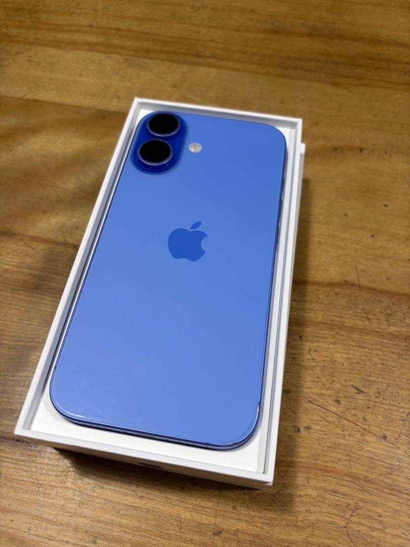 iPhone 16 ブルー 256GB SIMフリー 画面割れあり