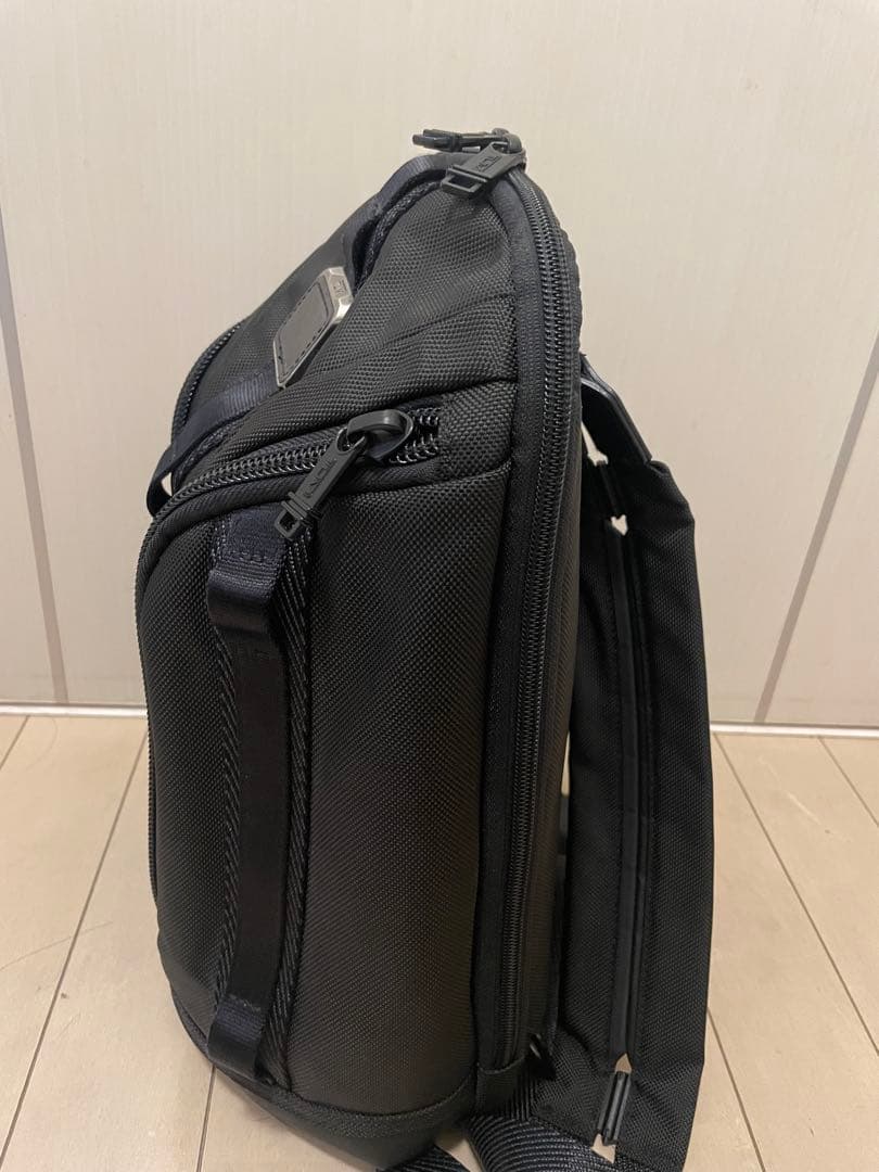 TUMI トゥミ　ナイトスリング　アルファブラボ 232743D ブラック 黒