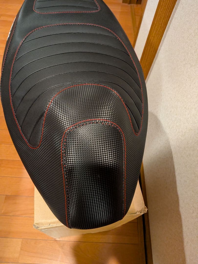 BURIALシグナスX3型シート