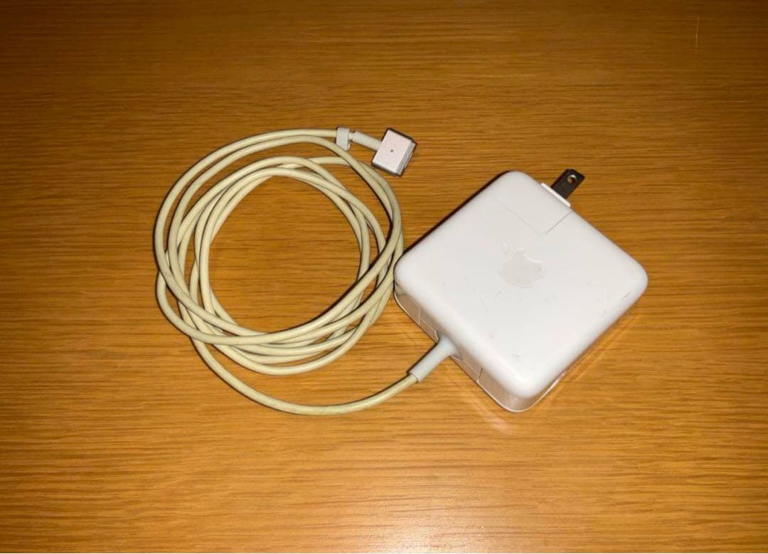 MacBook Air 128G 2016年購入　(箱無し)