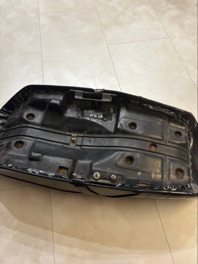 CBX400F タックロール　シート　HONDA cbx550F