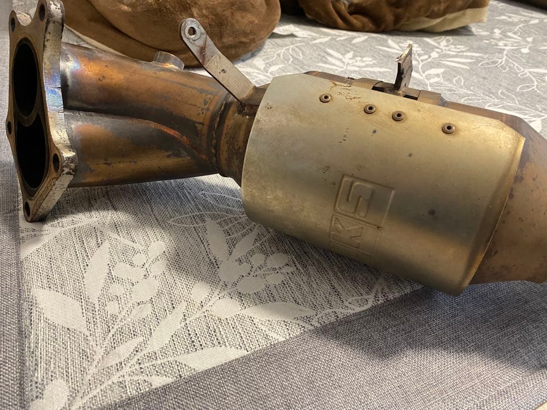 レガシーBL5 HKSメタルキャタライザー　説明欄にて納期確認お願いいたします。