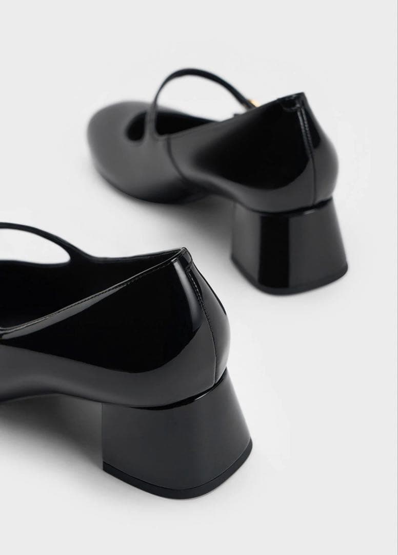 新品　CHARLES&KEITH メタリックバックル ブロックヒール　黒 37