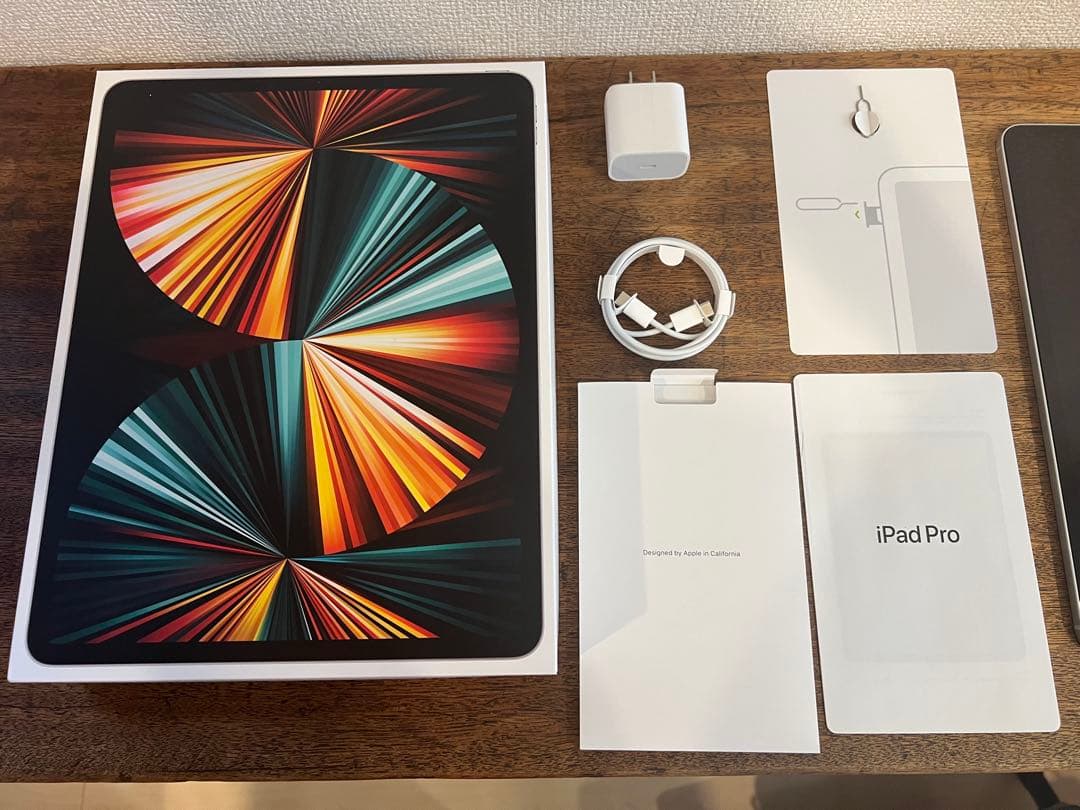 Azmi Shauma ipad Pro 12.9 5世代 2TB