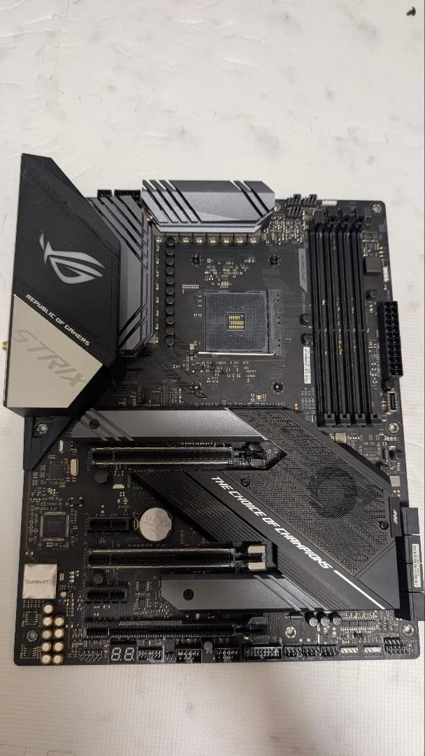 ROG STRIX X570-E GAMING マザーボード