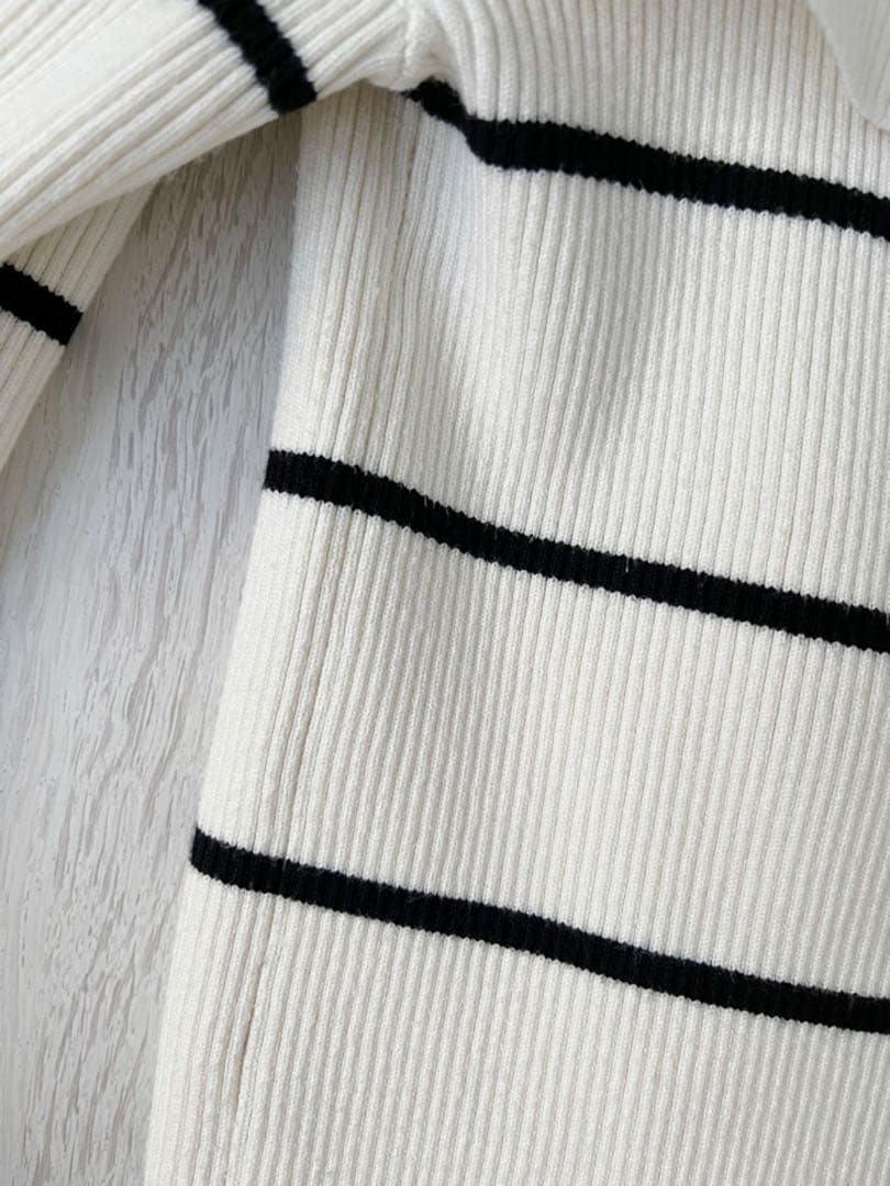 noble ノーブル　ショルダーボタンタイトリブニット