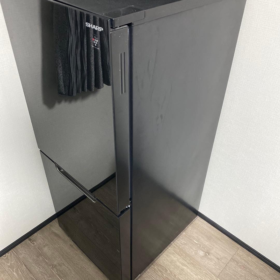 床傷防止マット付き　SHARP ノンフロン冷蔵庫 SJ-GD15H-B