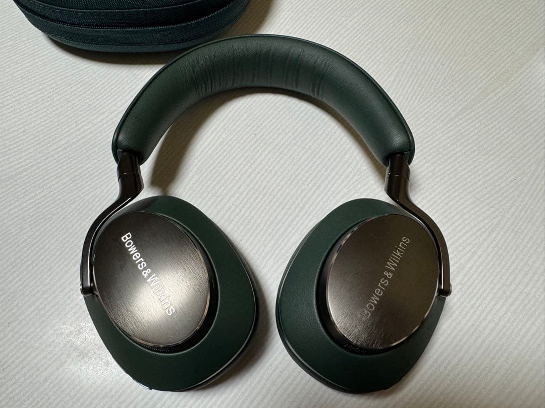 Bowers & Wilkins PX8 ワイヤレスヘッドホン グリーン