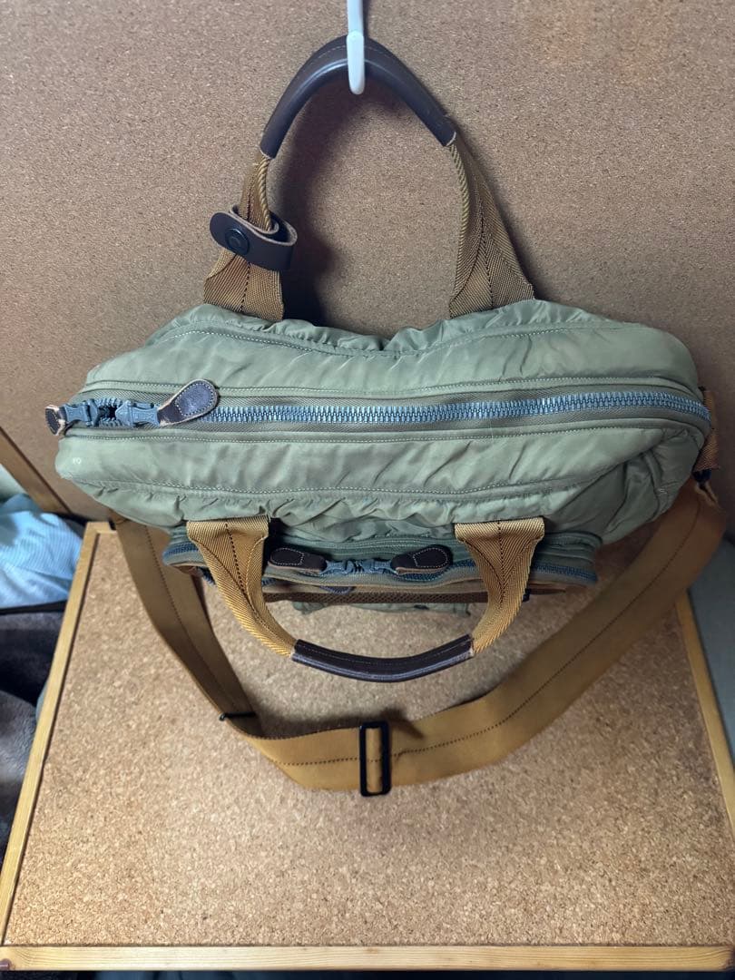 希少品⭐︎バズリクソンズ　ショルダーバッグ　BR-5 オリーブ　Mサイズ　USED