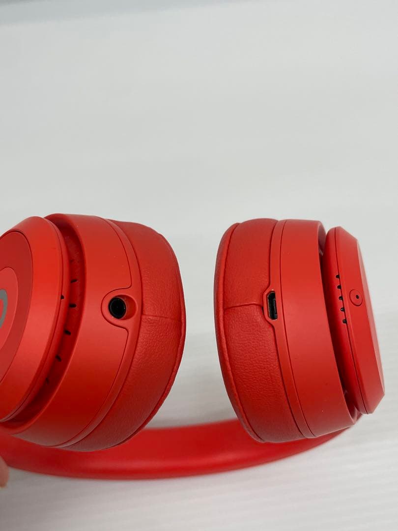 knlife64-0102 BEATS SOLO3 ワイヤレスヘッドホン　レッド