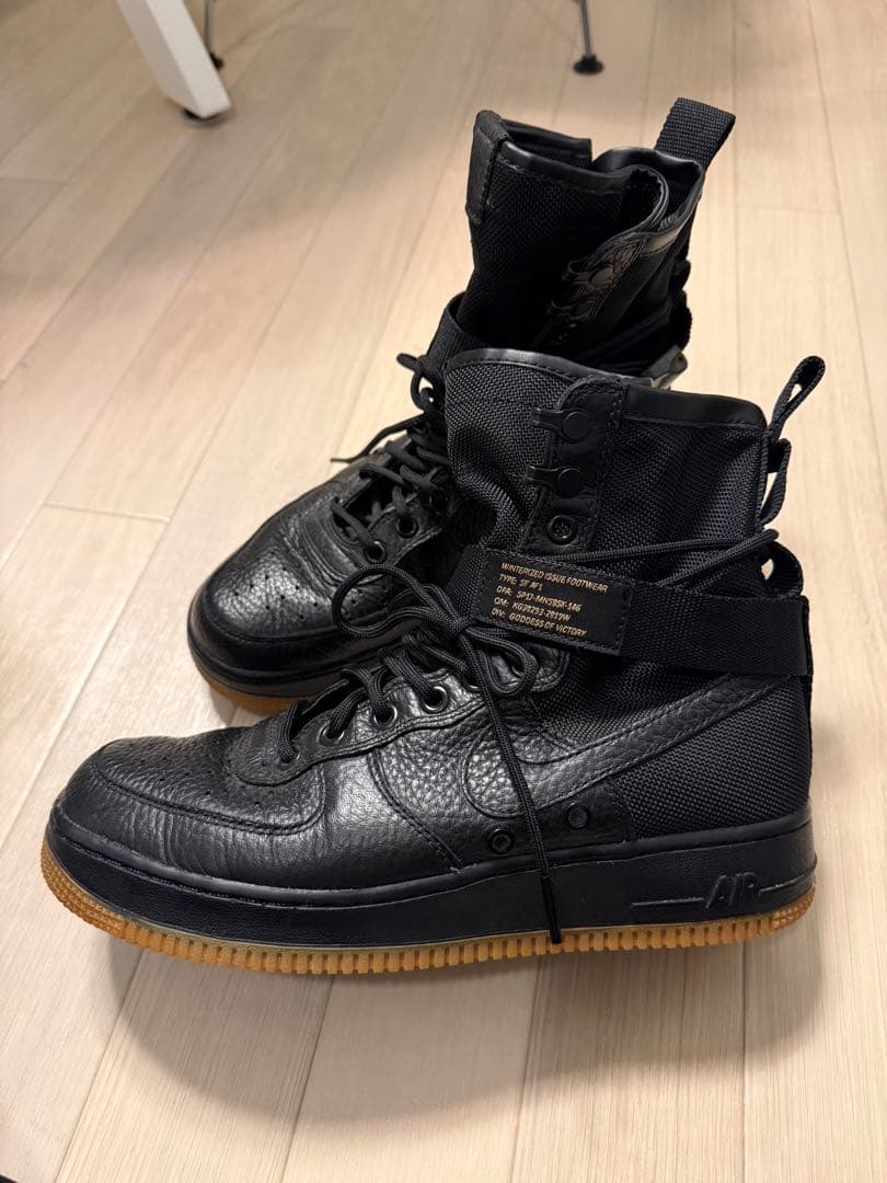 NIKE ナイキSPECIAL FIELD AIR FORCE 1ハイカット 黒