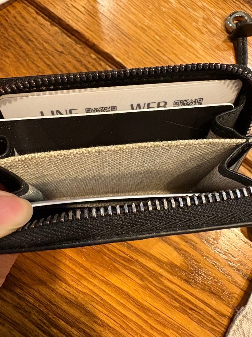 【ゆうくん】JIMMY CHOO ブラック ケース