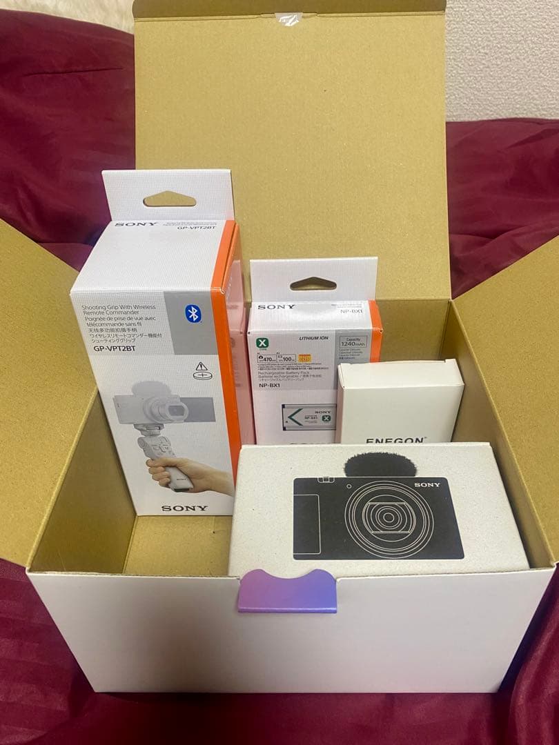 【届いてすぐ使える】SONY ZV-1II VLOGCAMホワイト【美品】