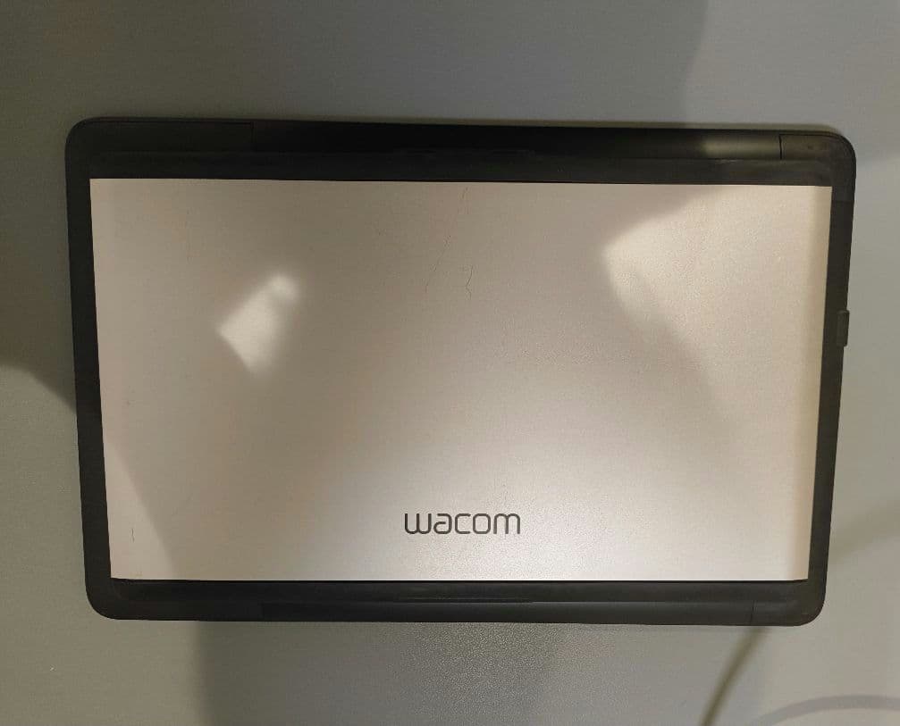 Wacom 液晶ペンタブレット Cintiq 13HD DTK-1300