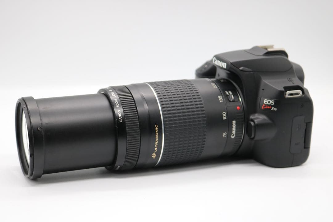 ボディ新品級 【Canon EOS Kiss X10 ダブルレンズセット】