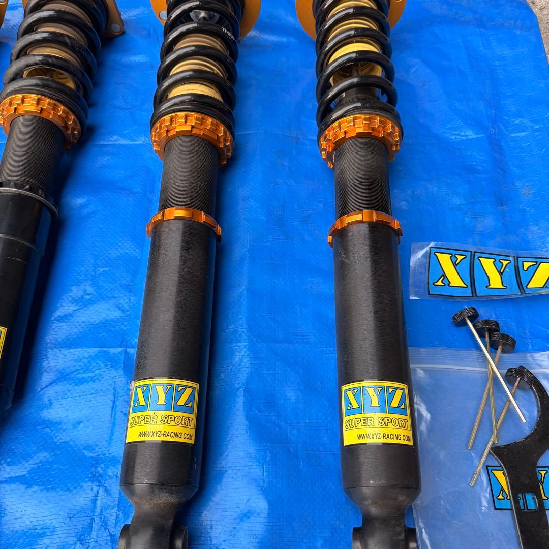  5シリーズ F10 [XYZ 車高調] [フルタップ 全長調整式]