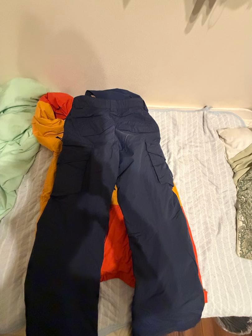 12月2000円値下The North Face スノーボードウェア上下