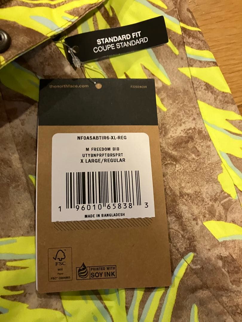 THE NORTH FACE スノーオーバーオール 大きいsizeXL 総柄