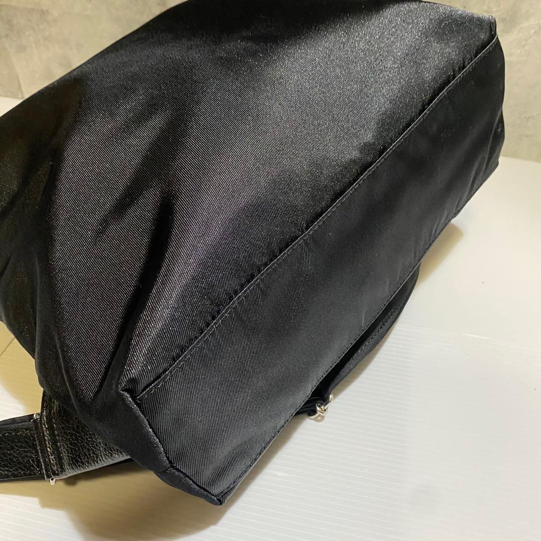 【極美品】IBIZA　Punto ナイロンリュック　ブラック