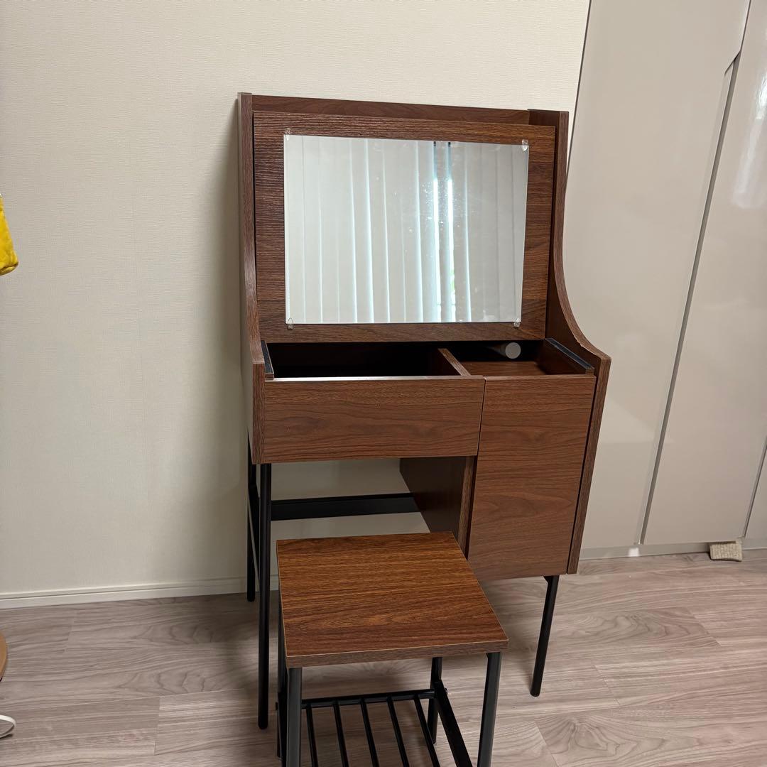 izuki様 ブラウン木製ドレッサー・鏡台