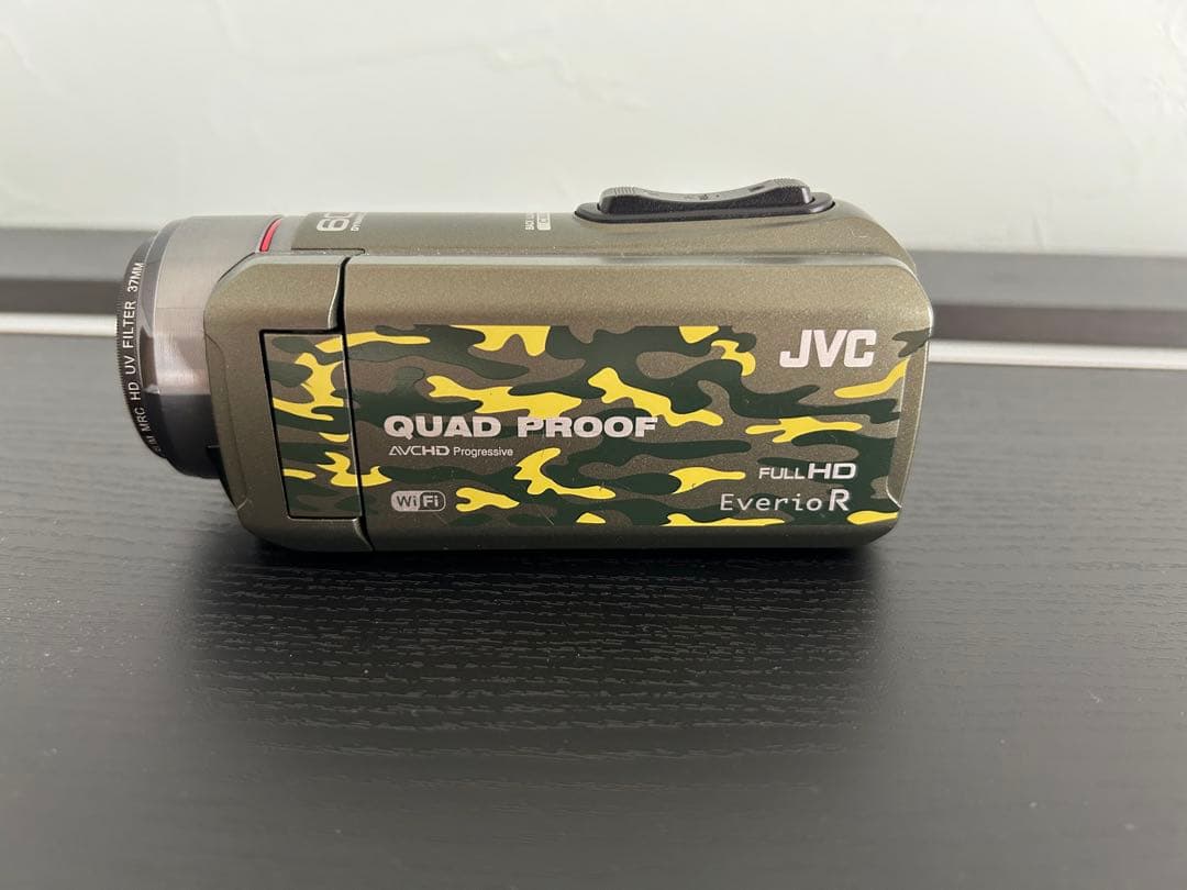 JVCビデオカメラ　GZ-RX600G