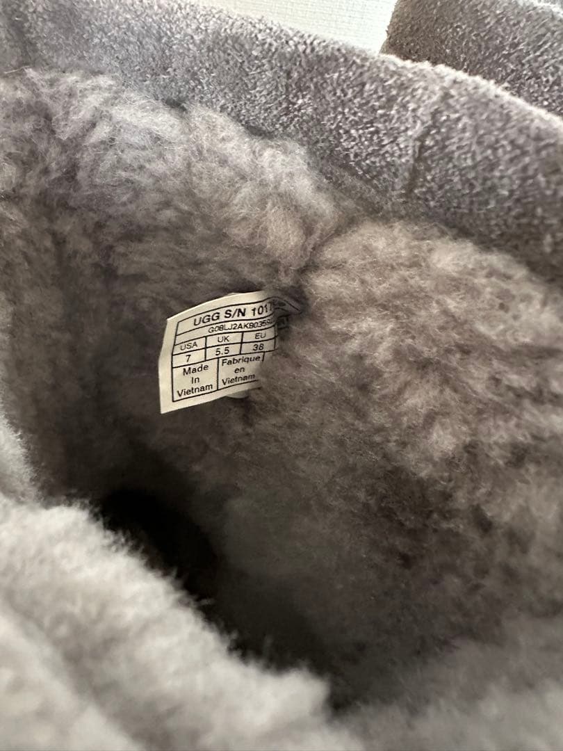 UGG WATERPROOF ブーツ　グレー　24cm