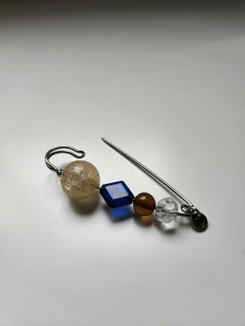 UNDERCOVER but beautiful アンティークブローチ