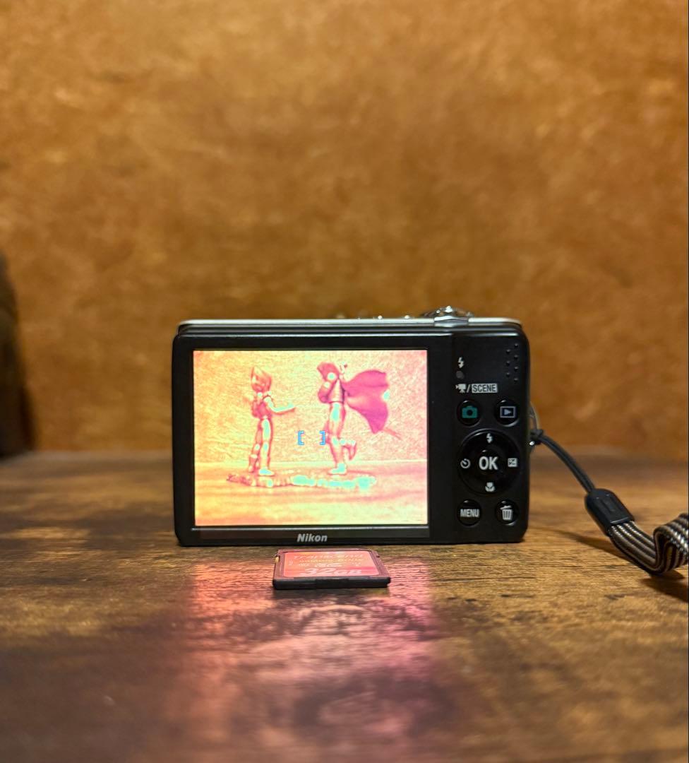 Nikon COOLPIX L22 シルバー