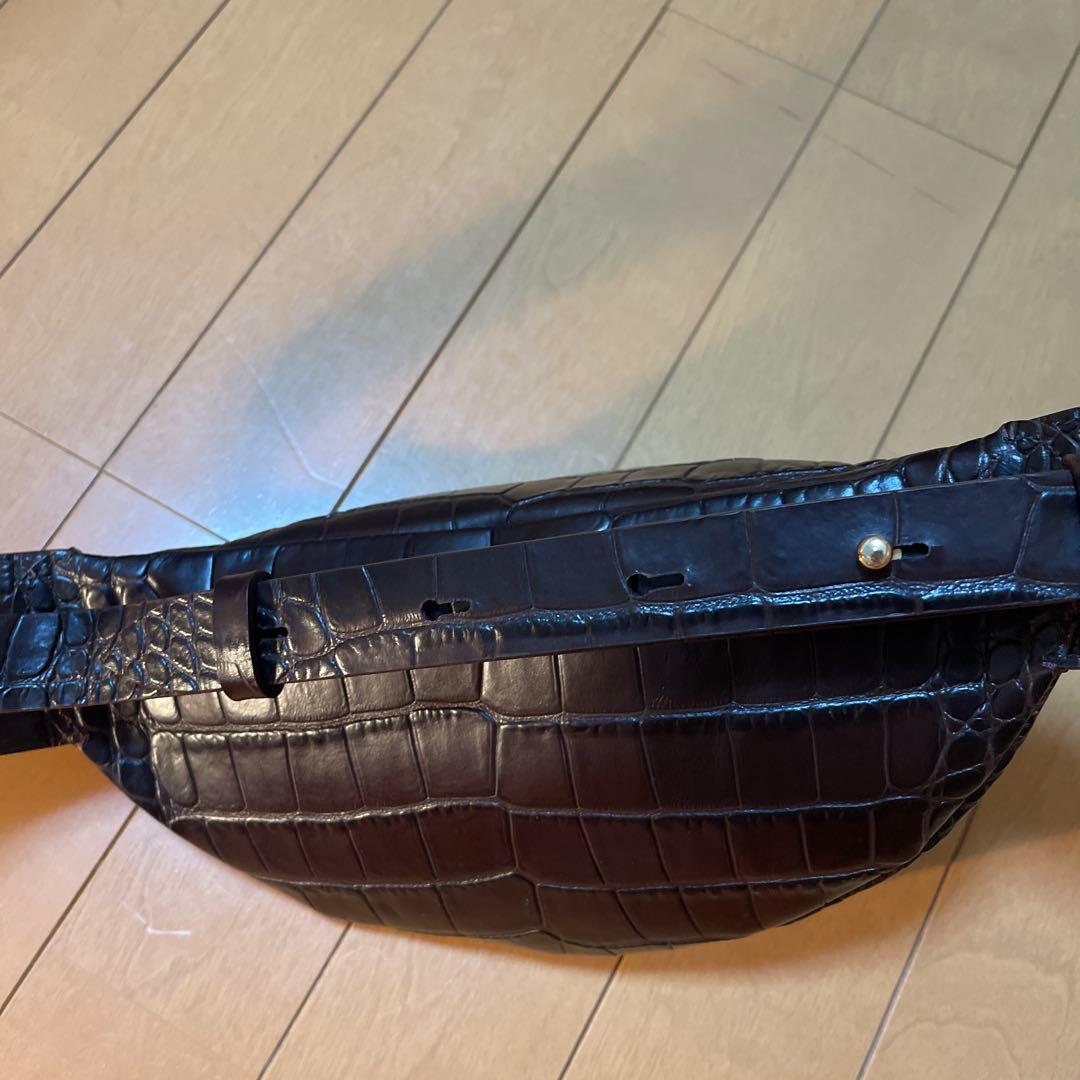 ナヌーシュカ　ボディバッグ　週末限定セール中