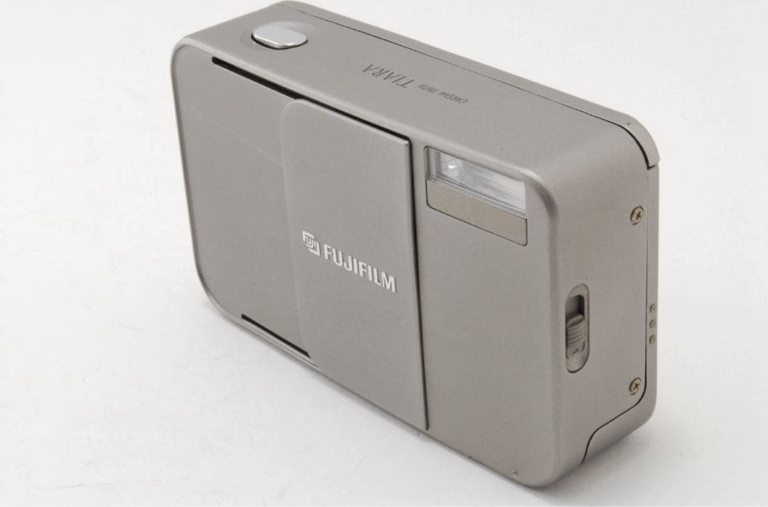 【完動品】フジフィルム　CARDIA mini TIARA フィルムカメラ