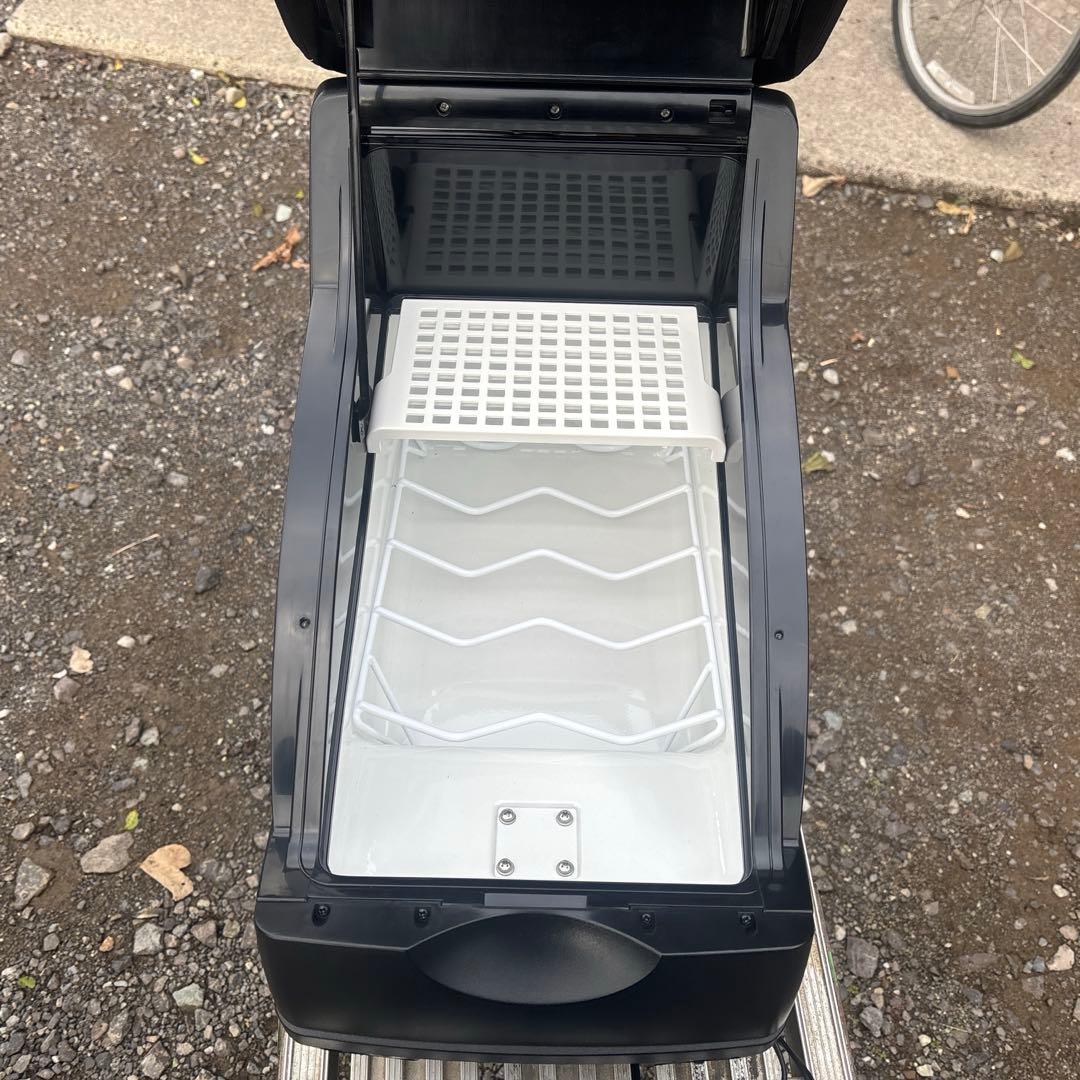 レンジローバー純正肘置き型冷蔵庫