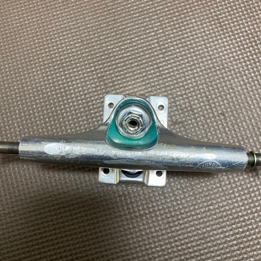 サンダートラック 147 hollow light