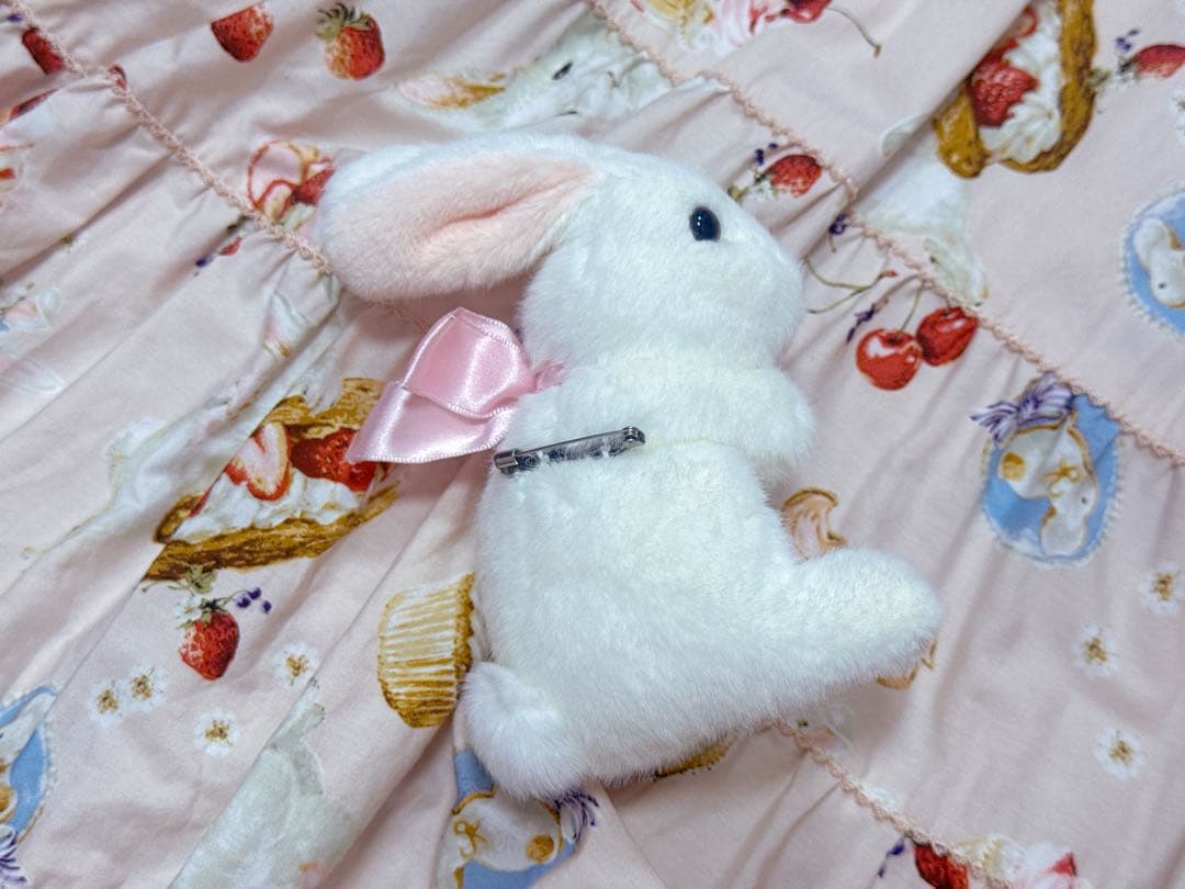 ピンクハウス うさぎコサージュ ホワイト リボン付 美品