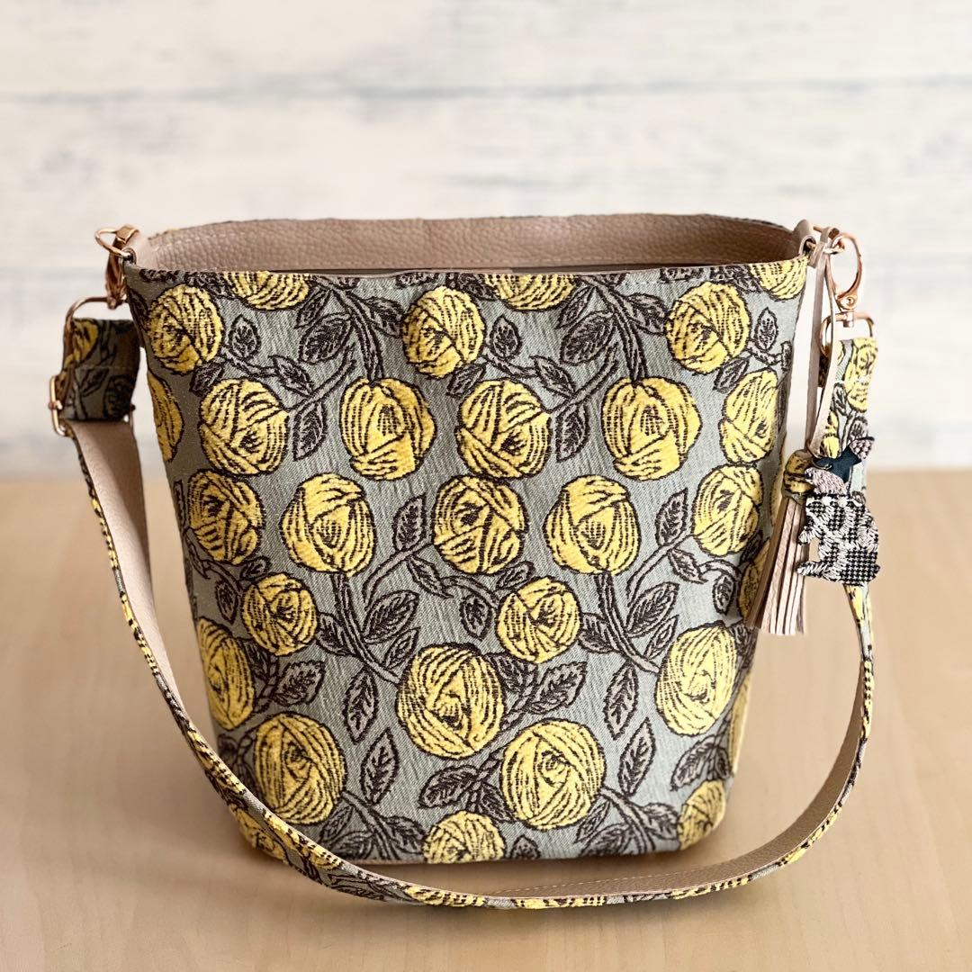 オーダー　rosy コロンとしたショルダーバッグ、ワンショルダーバッグ