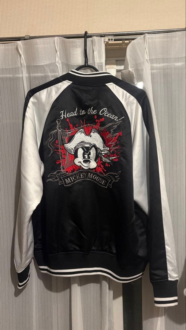 ★ Disney ディズニー　カリブの海賊　ミッキー　刺繍　スカジャン