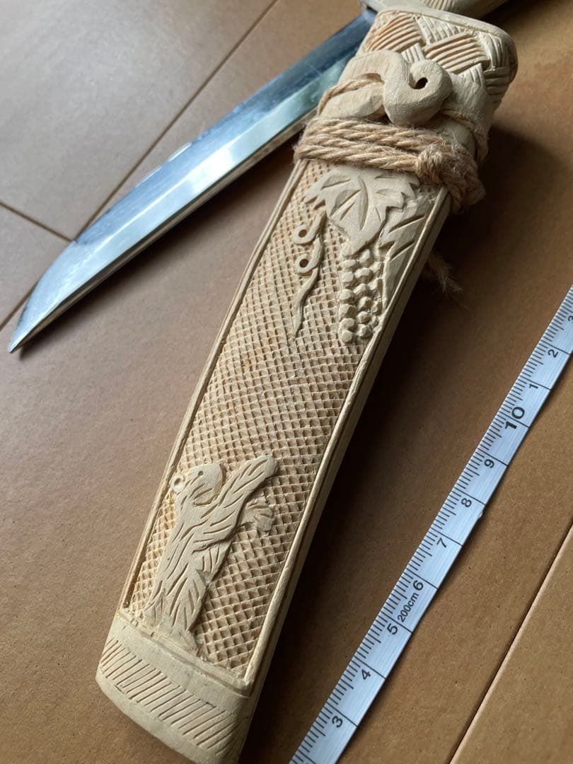 あやか【アイヌ】マキリ　レアな熊の彫刻デザイン入り