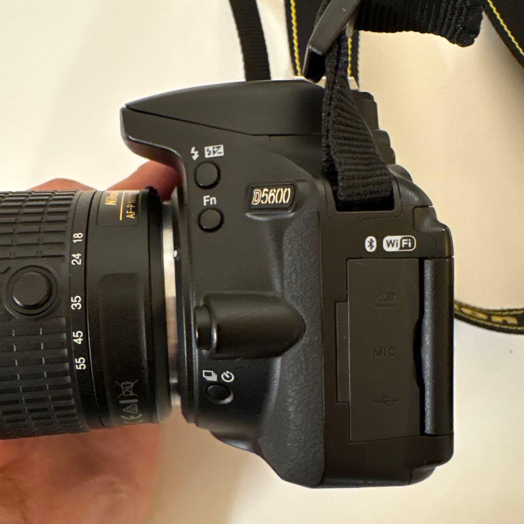 す*♪様 【美品】Nikon D5600 ダブルズームキット Camera ボデ