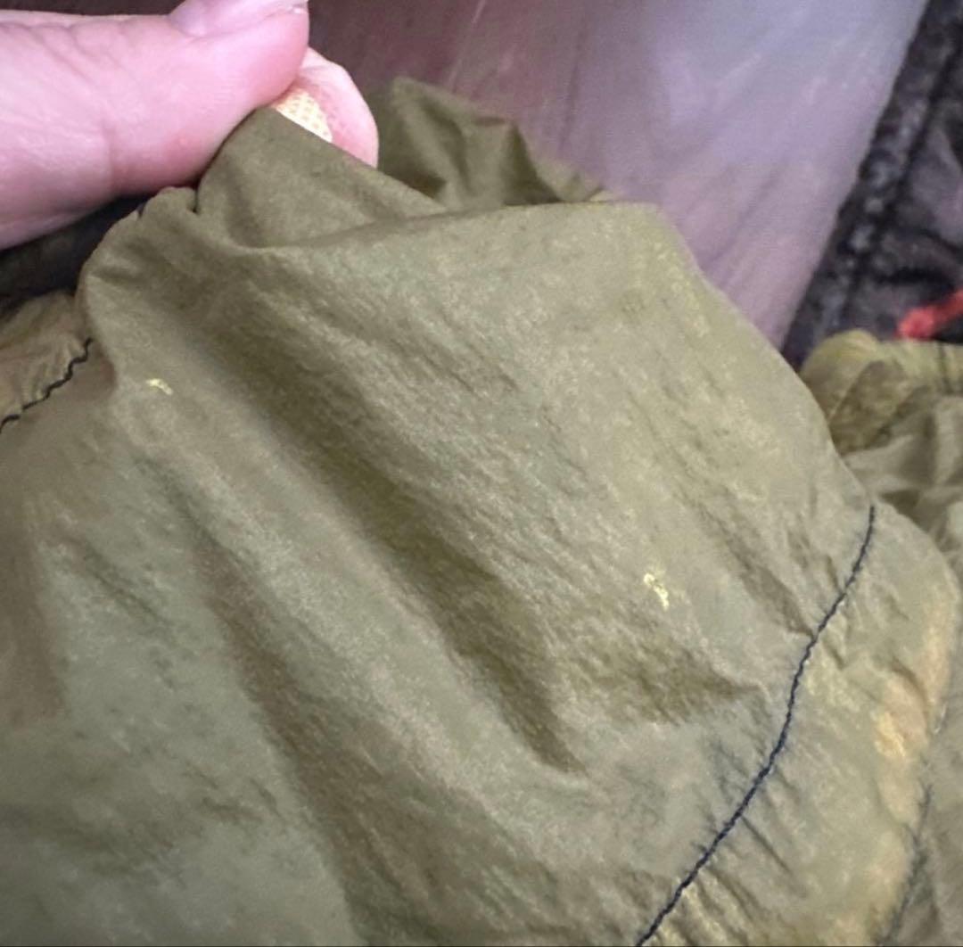 Stone  フード付きナイロンジャケット オリーブ