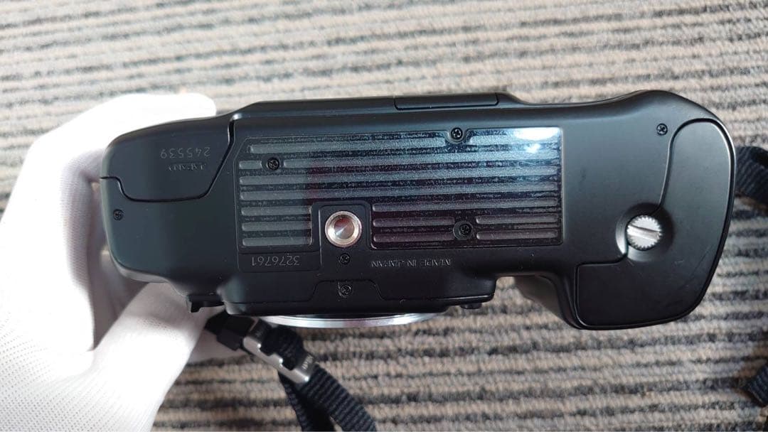 Nikon F-801S フィルム一眼レフカメラ