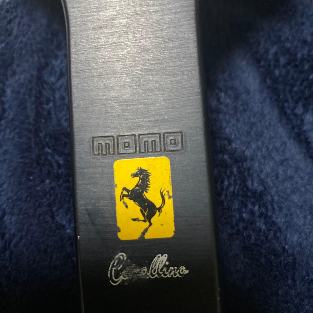 MOMO Cavallino ステアリング 本体