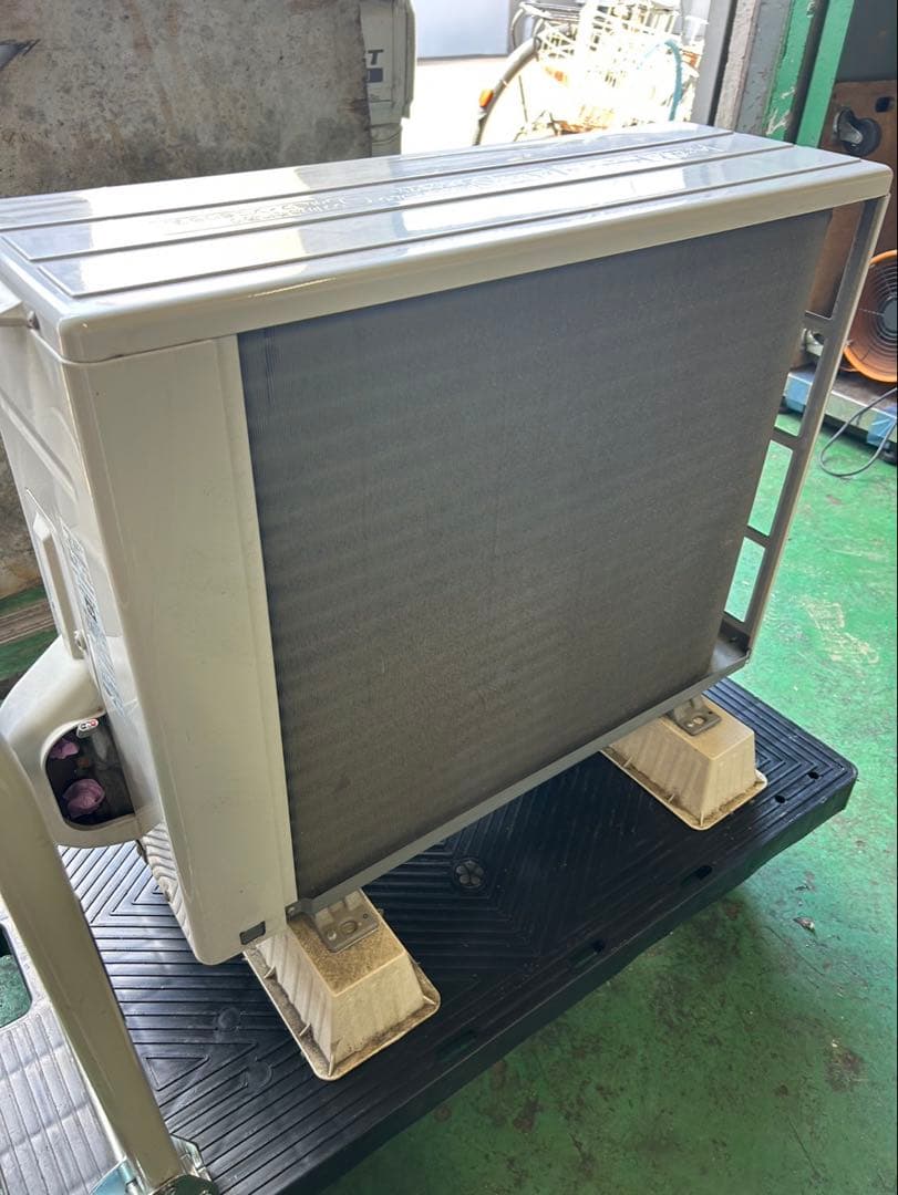 大阪府引取り可　CORONA ルームエアコンCSH-N2220R 2020年製