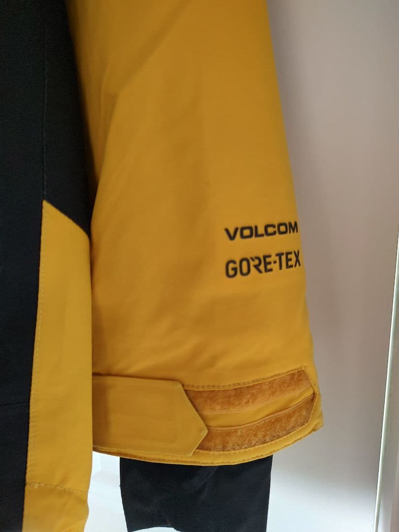 VOLCOM GORE-TEX スノーボードジャケット