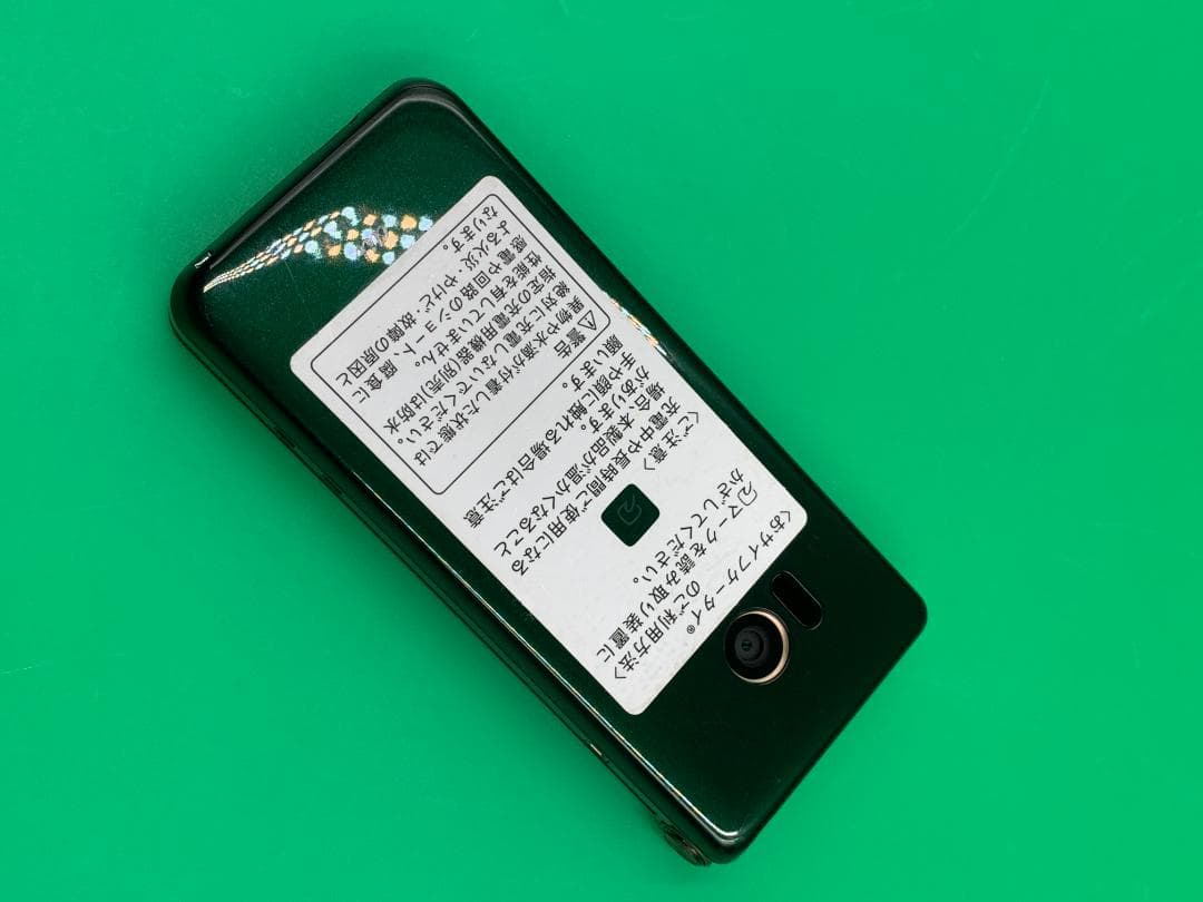 ★美品 AQUOS K 8GB SIMフリー KDDI SHF34 赤ロム保証