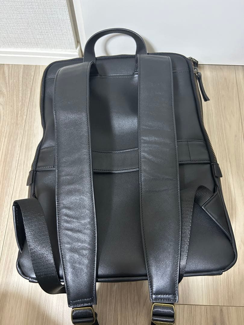 ★値下げしました★Evoon マルチビジネスリュックレザーMini容量13L