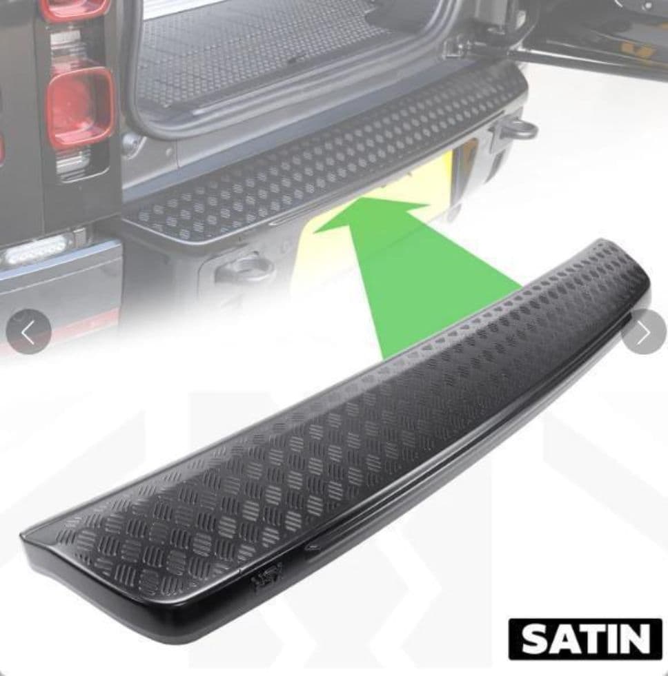 ディフェンダー ～2025 リアバンパーカバー傷防止 サテンブラック