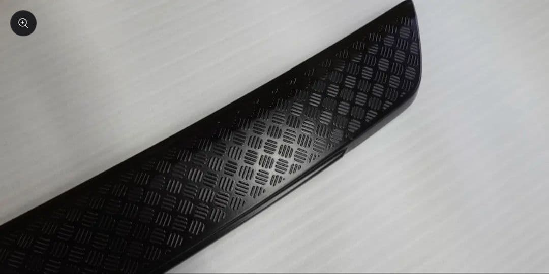 ディフェンダー ～2025 リアバンパーカバー傷防止 サテンブラック