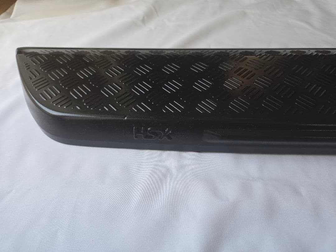 ディフェンダー ～2025 リアバンパーカバー傷防止 サテンブラック