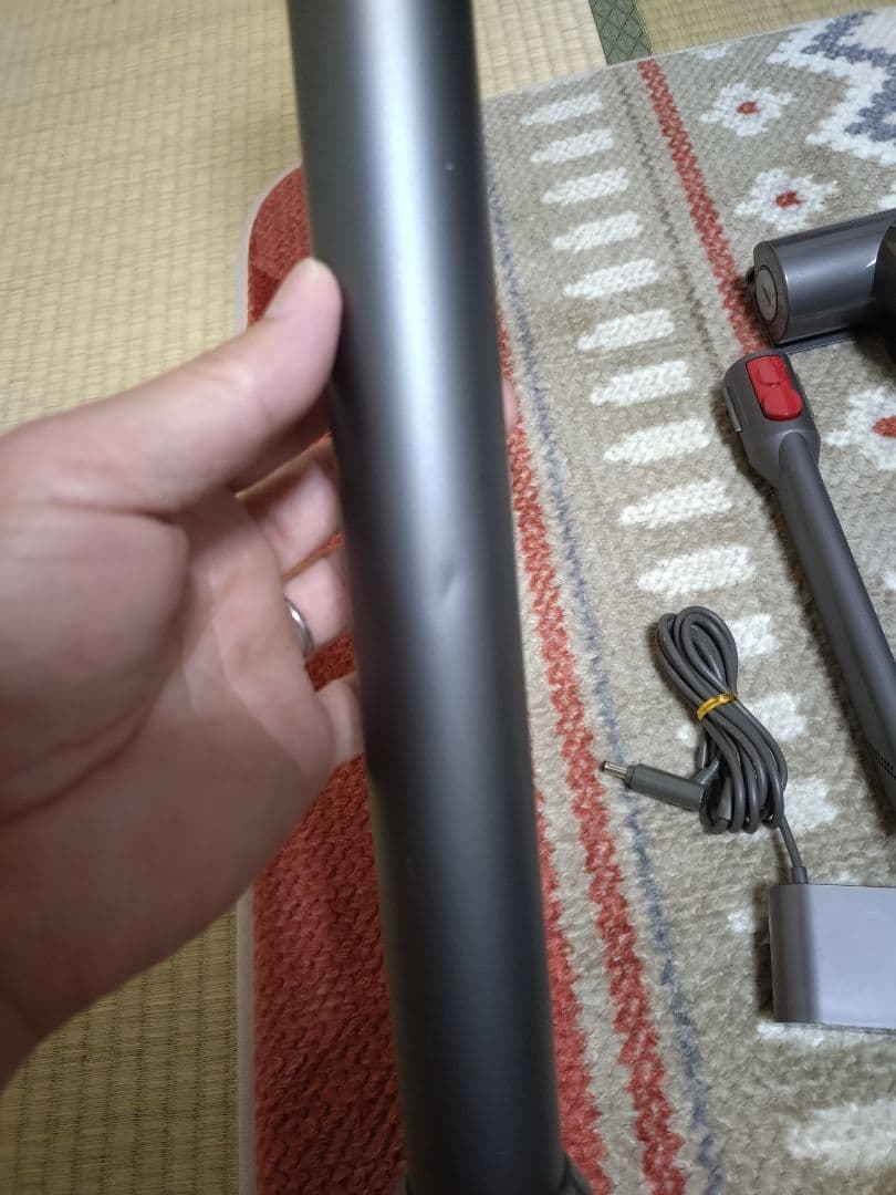 dysonダイソン Ｖ７コードレスクリーナー