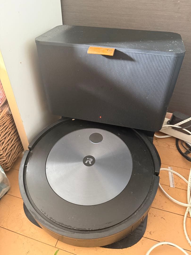 や*ん様 アイロボット(IRobot)ルンバ（Roomba） j7+ ロボット掃